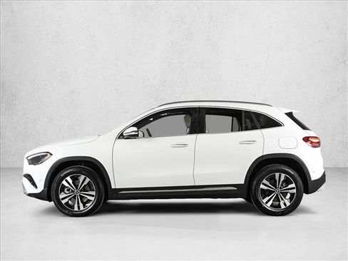 New 2026 Mercedes-Benz GLA 250 4MATIC image 9
