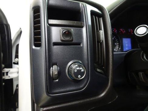Used 2019 Chevrolet Silverado 1500 W/T RWD image 21