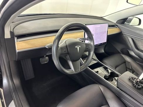 Used 2018 Tesla Model 3 Long Range image 13