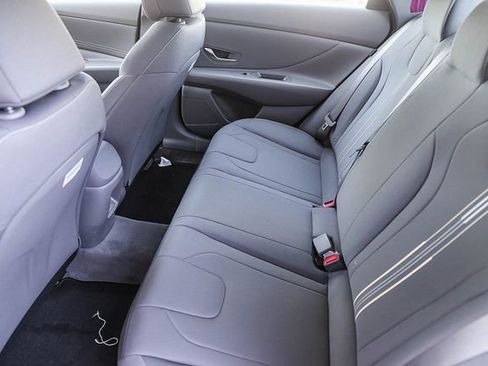 New 2025 Hyundai Elantra SEL FWD image 20