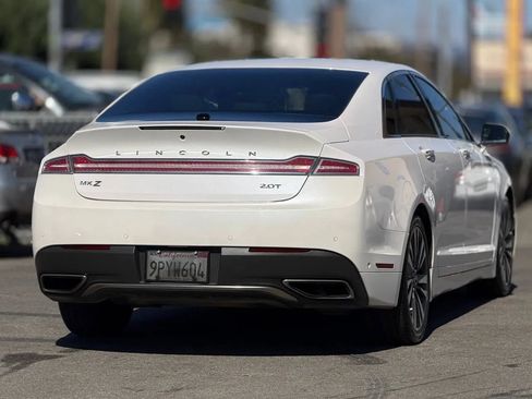 Used 2019 Lincoln MKZ Reserve FWD image 16