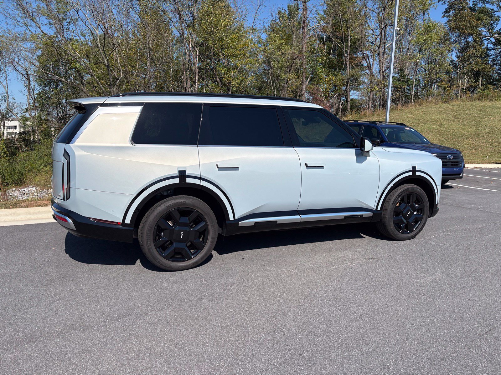 Used 2027 Kia Telluride SX Prestige w/ Towing Package AWD/4WD image 8
