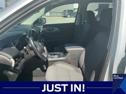 Used 2021 Chevrolet Traverse LT image 5