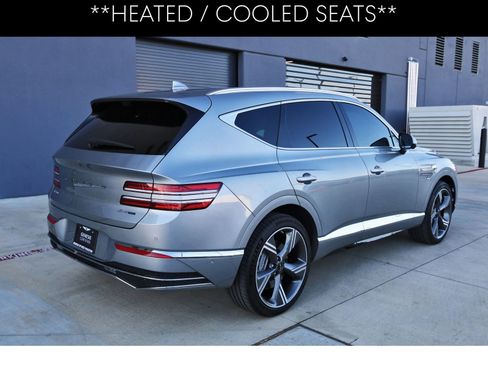 Used 2025 Genesis GV80 3.5T Prestige image 8