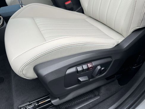 New 2025 MINI Cooper Countryman S w/ Comfort Package Max image 13