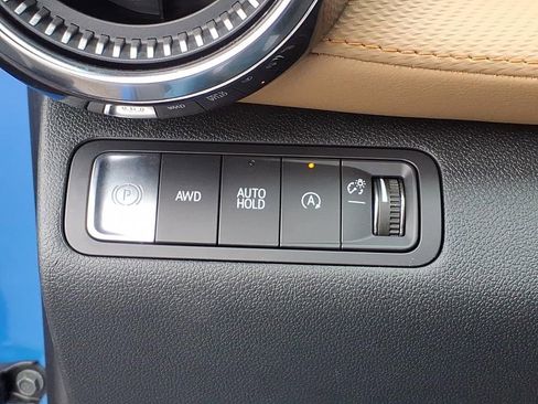 New 2026 Chevrolet Equinox ACTIV w/ Convenience Package III image 16