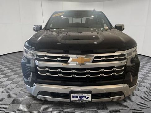 Used 2024 Chevrolet Silverado 1500 LTZ w/ LTZ Convenience Package II AWD/4WD image 35