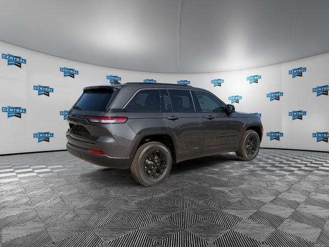 New 2026 Jeep Grand Cherokee Altitude AWD/4WD image 4
