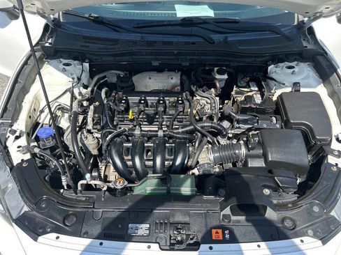 Used 2015 MAZDA MAZDA3 i Grand Touring image 26