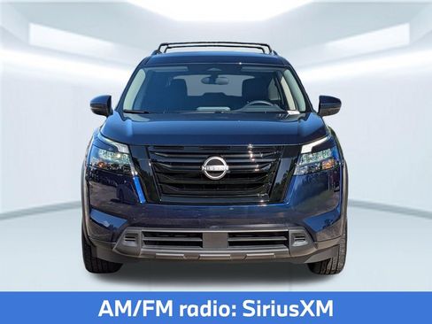 Certified 2025 Nissan Pathfinder SV w/ Black Appearance Package FWD image 12