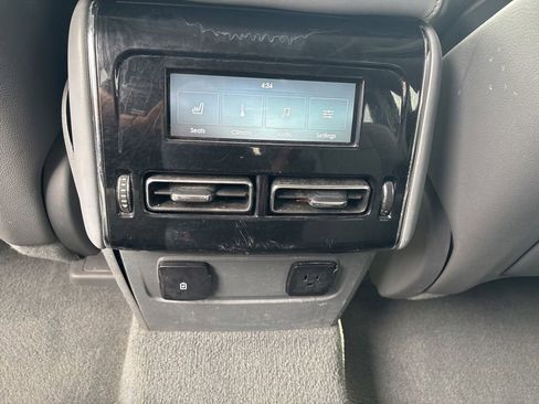 Used 2020 Lincoln Aviator Reserve w/ Equipment Group 201A AWD/4WD image 18