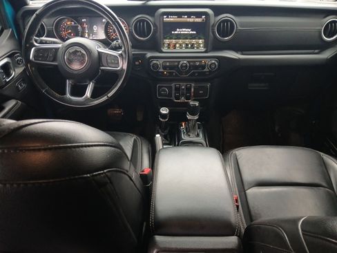 Used 2020 Jeep Wrangler Unlimited Sahara image 10