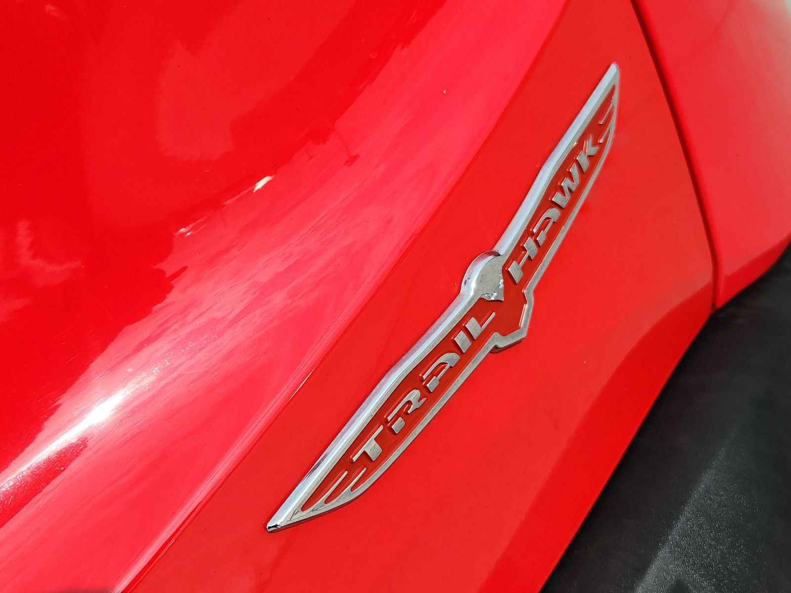 Used 2018 Jeep Renegade Trailhawk AWD/4WD image 14