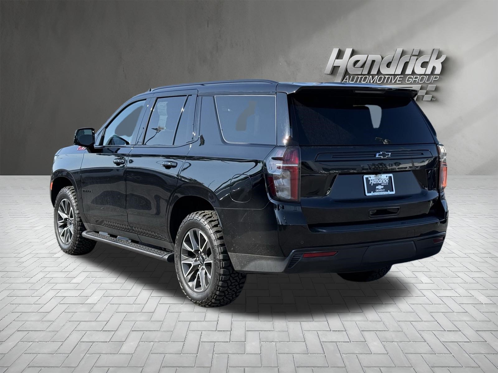 Used 2023 Chevrolet Tahoe Z71 w/ Luxury Package AWD/4WD image 9
