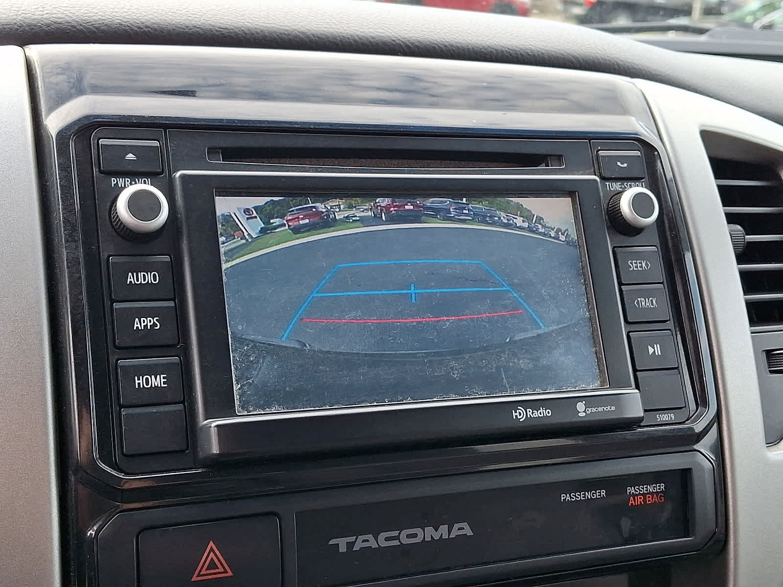 Used 2015 Toyota Tacoma 4x4 Double Cab w/ TRD Off-Road Package image 18