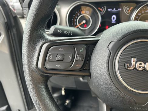 Used 2022 Jeep Wrangler Sport AWD/4WD image 23