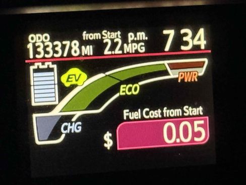 Used 2014 Toyota Prius C Two image 9