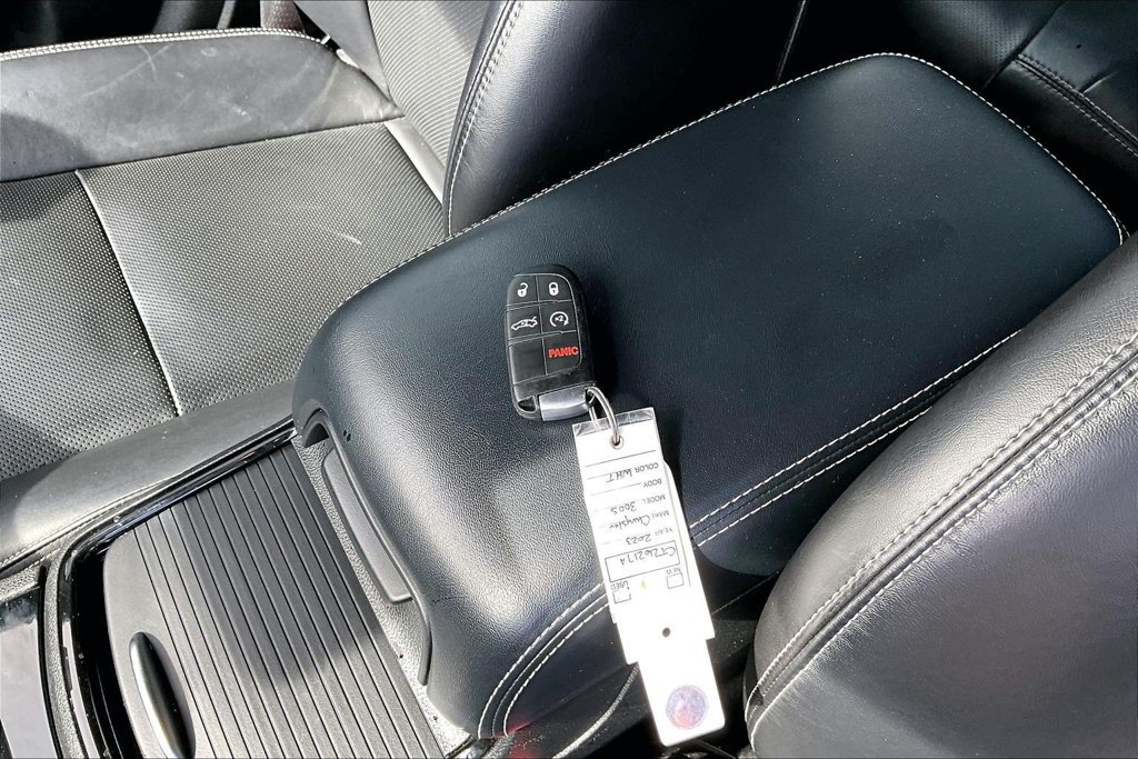Used 2023 Chrysler 300 S w/ Comfort Group RWD image 33