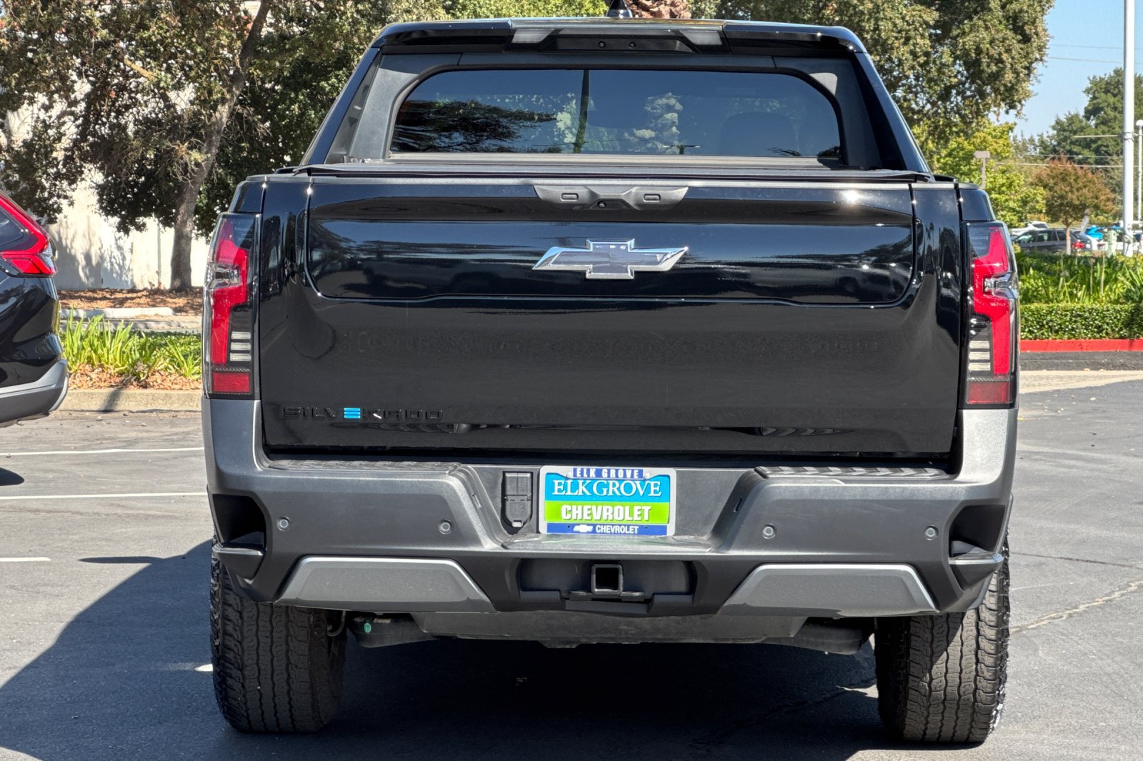 Used 2026 Chevrolet Silverado EV Trail Boss AWD/4WD image 4