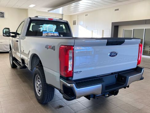 New 2026 Ford F250 XL w/ XL Chrome Package image 5