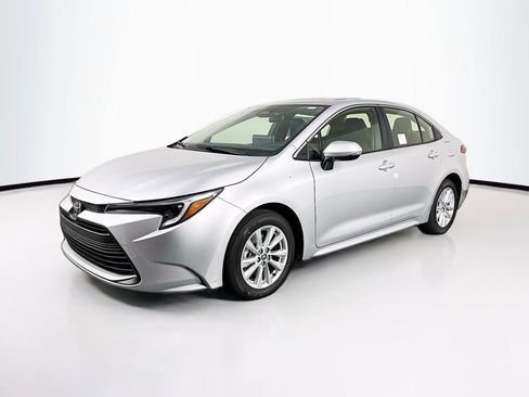 New 2026 Toyota Corolla XLE image 3