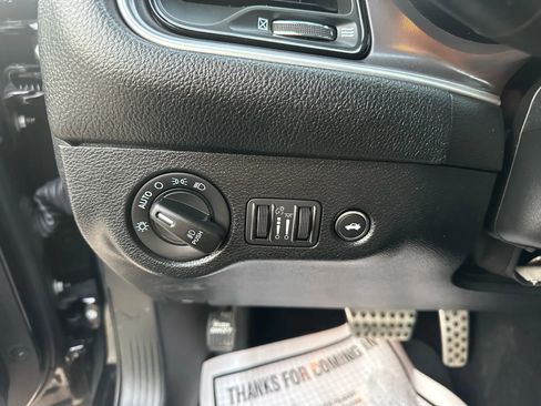 Used 2022 Dodge Challenger R/T Scat Pack image 11