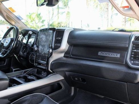 Used 2022 RAM 2500 Laramie AWD/4WD image 38