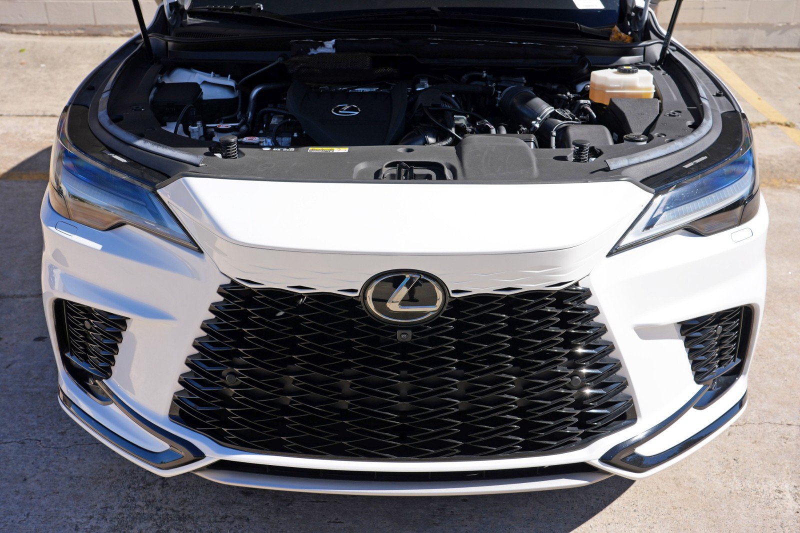 Used 2023 Lexus RX 500h F Sport w/ Cold Area Package AWD/4WD image 8