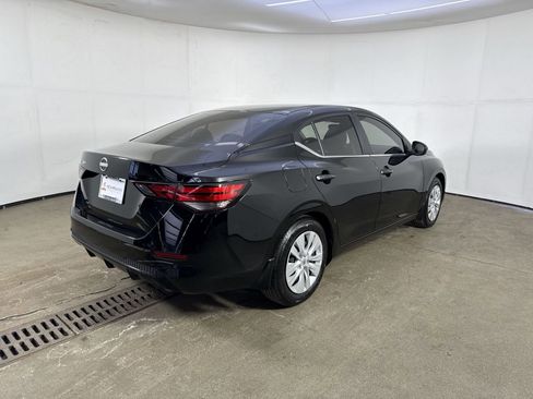 Certified 2025 Nissan Sentra S image 34