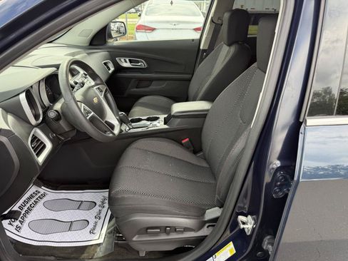 Used 2017 Chevrolet Equinox LT FWD image 8