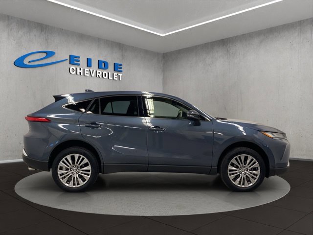 Used 2022 Toyota Venza Limited w/ Advanced Technology Package AWD/4WD image 16