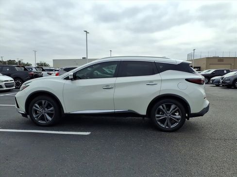 Used 2021 Nissan Murano Platinum w/ Cargo Package image 2