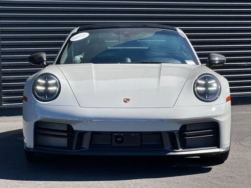 Used 2025 Porsche 911 Carrera S RWD image 12