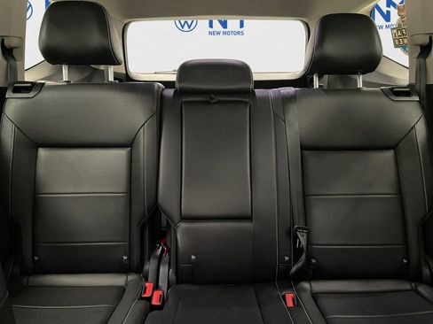 Used 2023 Volkswagen Atlas SEL image 11
