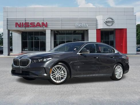 Used 2025 BMW 540i xDrive AWD/4WD image 1