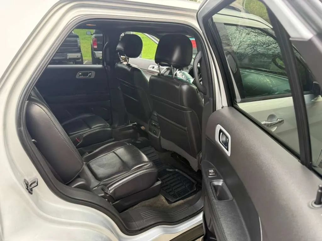 Used 2013 Ford Explorer Limited AWD/4WD image 16