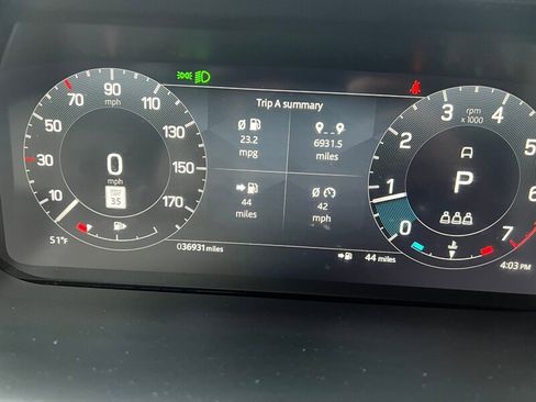 Used 2023 Land Rover Discovery Sport S image 32