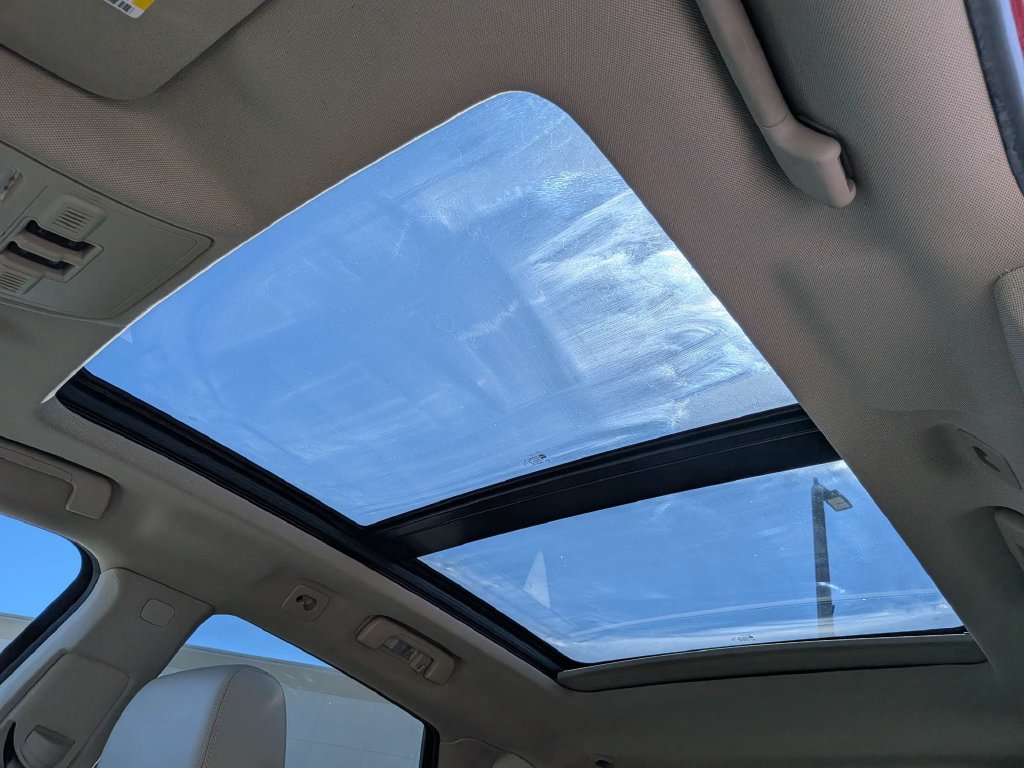 Used 2010 Cadillac SRX Luxury FWD image 23