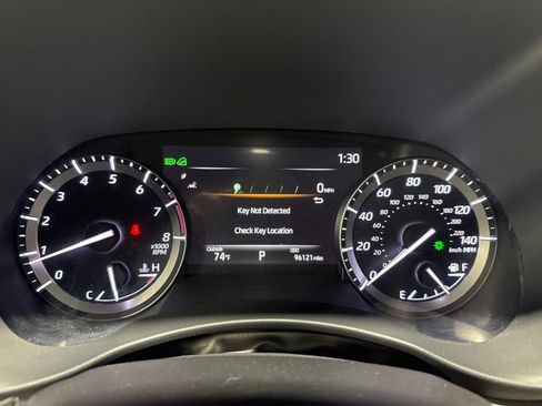 Used 2020 Toyota Highlander Platinum AWD/4WD image 27