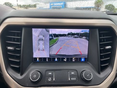Used 2021 GMC Acadia Denali w/ Denali Ultimate Package AWD/4WD image 26