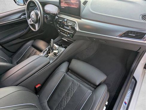 Certified 2023 BMW M550i xDrive w/ Executive Package image 23