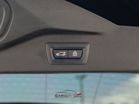 Used 2019 BMW X7 xDrive40i w/ Cold Weather Package image 53