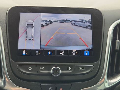 Certified 2024 Chevrolet Equinox LT FWD image 14