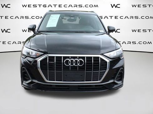 Used 2021 Audi Q3 2.0T Premium w/ Convenience Package AWD/4WD image 2