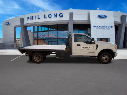 Used 2017 Ford F350 XL w/ Power Equipment Group AWD/4WD image 8