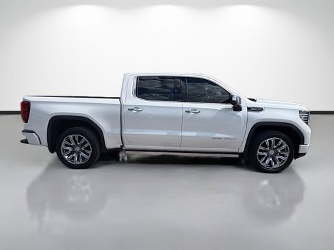 Used 2024 GMC Sierra 1500 Denali AWD/4WD image 6
