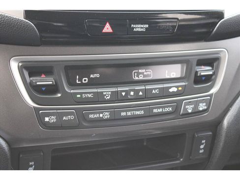 Used 2017 Honda Pilot EX-L image 30