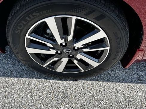 New 2025 Nissan Versa SV w/ Trunk Package image 8