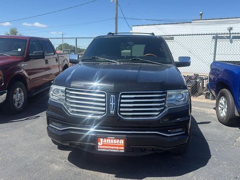 Used 2016 Lincoln Navigator Select AWD/4WD image 1