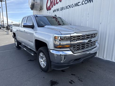 Used 2018 Chevrolet Silverado 1500 LT w/ All Star Edition image 24